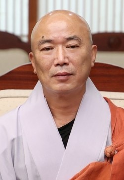 부산불교연합회 제14대 회장에 범어사 주지 보운 스님이 추대됐다.